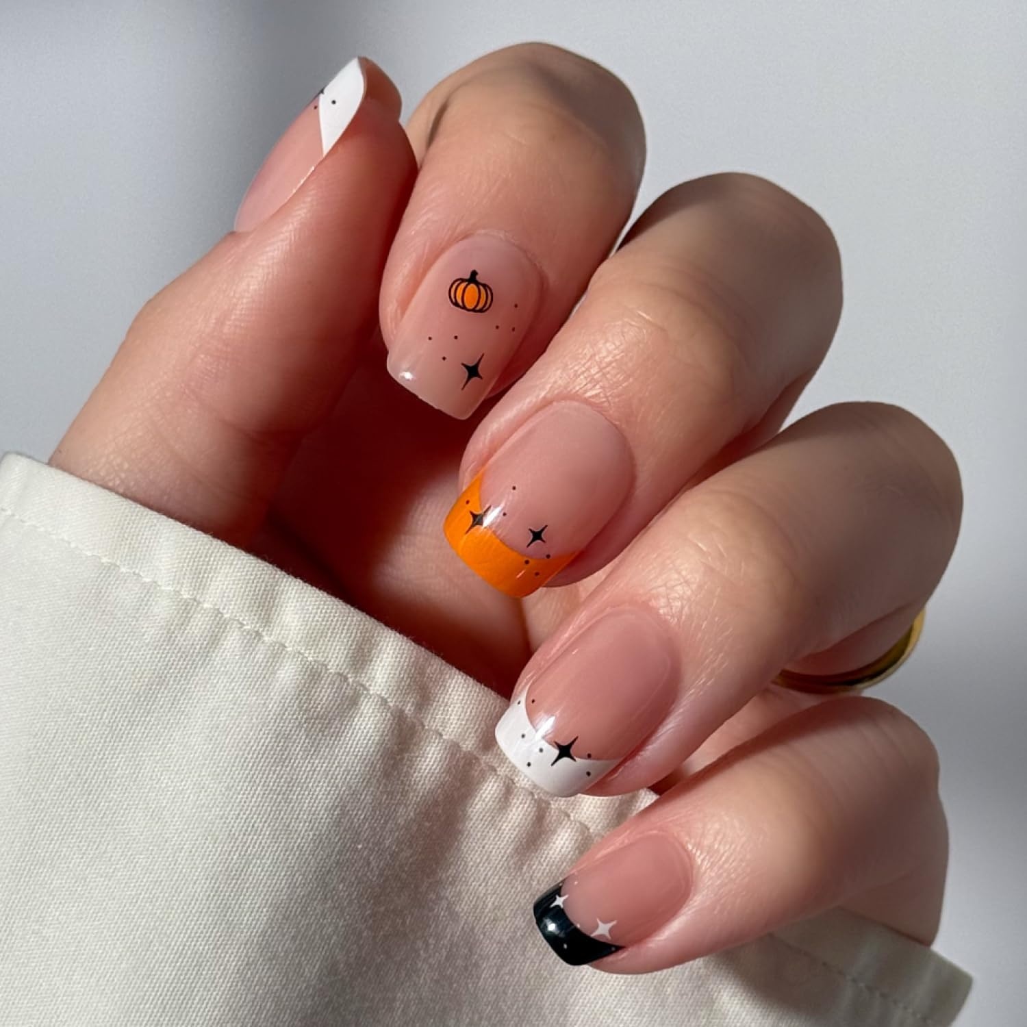 image:imageGlamnetic PressOn Nails Bundle Scarlet Spell amp Tiny Pumpkin Halloween Fake Nails