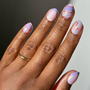 Glamnetic Holiday Press-On Nails, Short Almond Cat-Eye, Silver Stockings(Miss Minty)