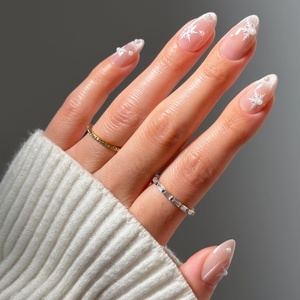 Glamnetic Holiday Press-On Nails, Short Almond Snowflake Nails, Snowfall